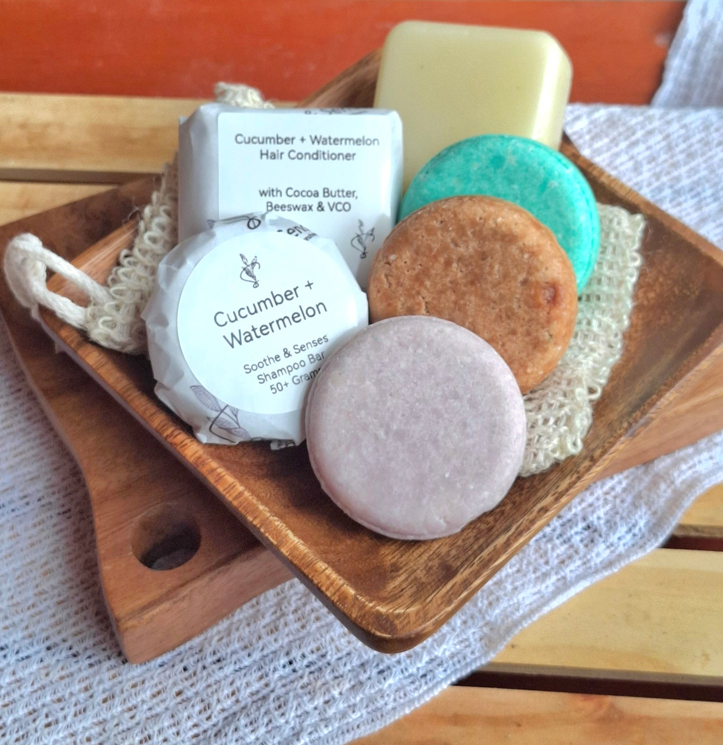 Cucumber + Watermelon Natural Shampoo Bar Sulfate-Free/ Paraben-Free
