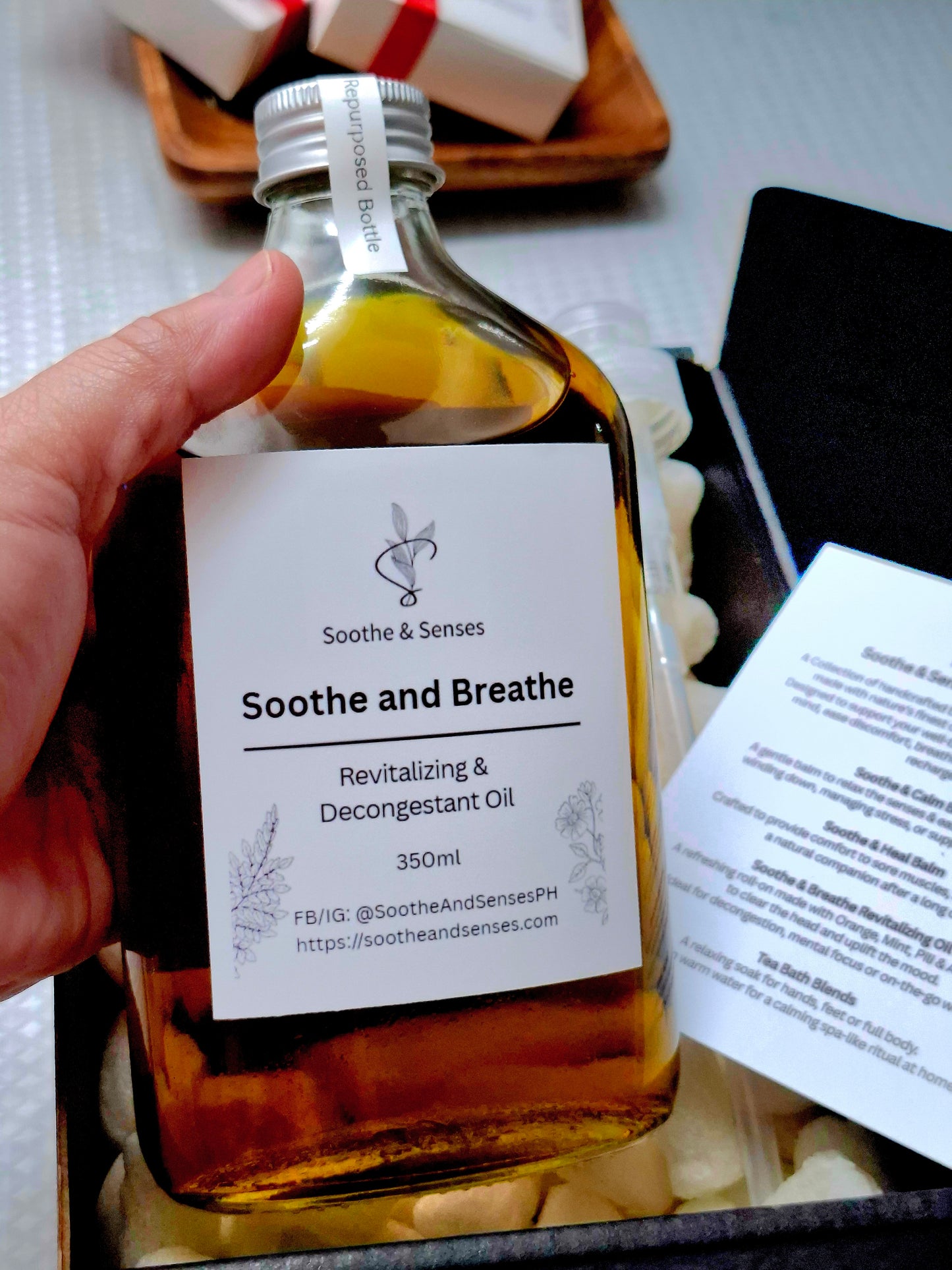 Soothe & Breathe Revitalizing & Decongestant Oil 350ml in Repurposed Glass Bottle