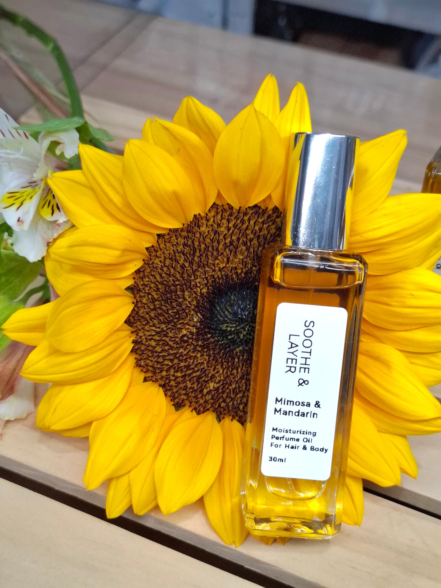 Soothe & Layer Moisturising Perfume Oil Collection - Mimosa & Mandarin 30ml Spray Glass Bottle